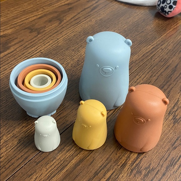 “5/$20” little baby bundle! - Picture 7 of 10